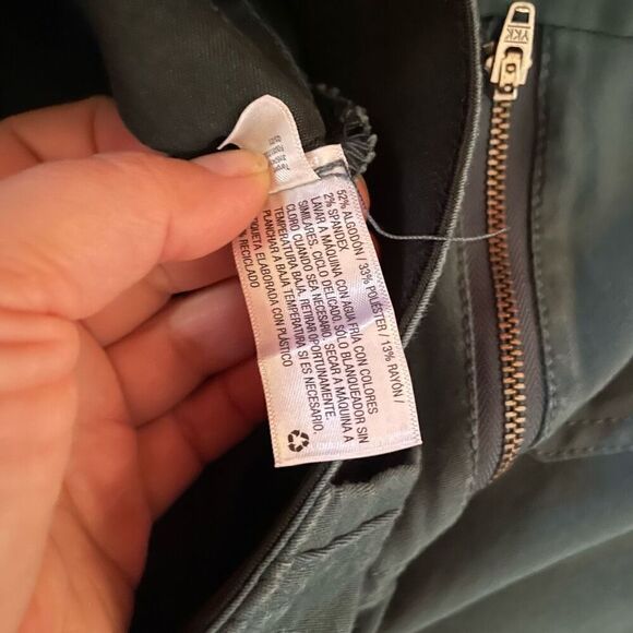 LOFT | olive green sequin pencil skirt 2 NWT $80 - Picture 6 of 6